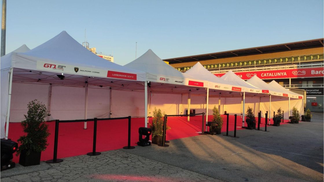 Lloguer de Carpes per a Esdeveniments | Carpes Esdeveniment de mida 4x4 | Esdeveniment GT1 Sports Club al Circuit de Barcelona Catalunya