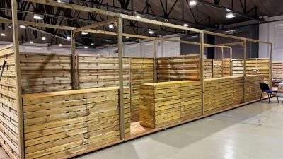 Lloguer de Mobiliari per a Esdeveniments | Estands de Fusta per a Esdeveniments